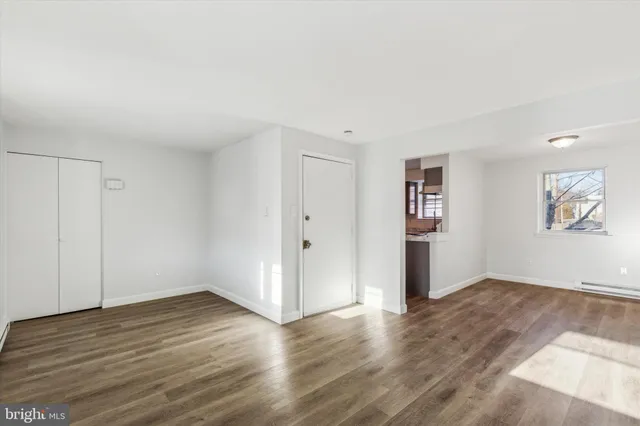 $1,995 | 329 Buttonwood Street, Unit C, Norristown, PA 19401