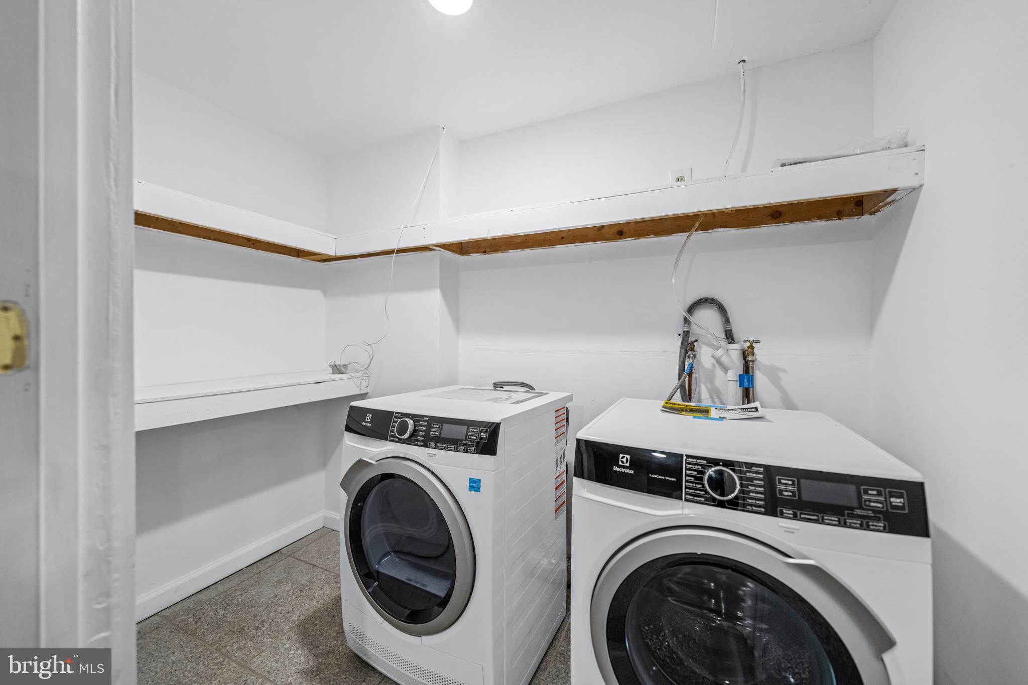 2303 Christian Street Philadelphia, PA 19146 - Photo 16 of 27