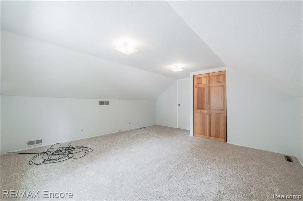 2865 Devondale Road Rochester Hills, MI 48309 - Photo 25 of 38