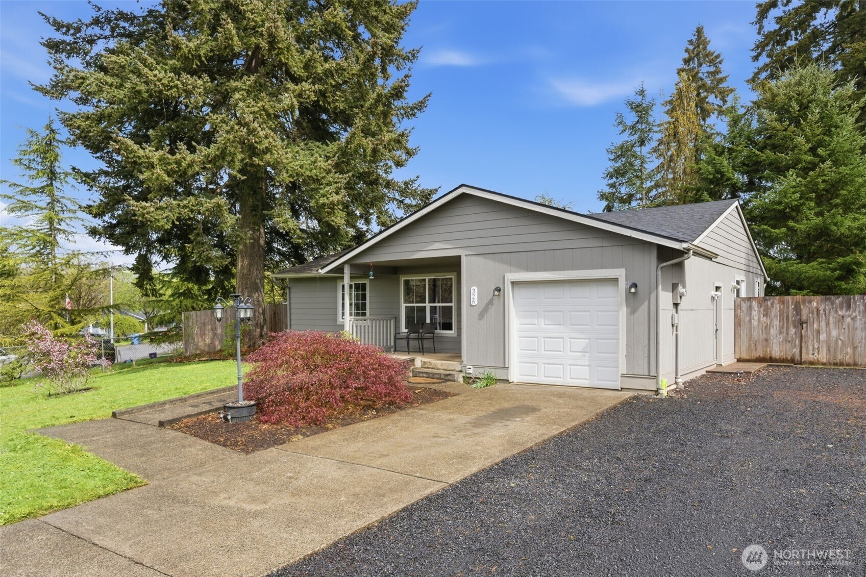 326 Cedar Court Winlock, WA 98596 - Photo 3 of 37