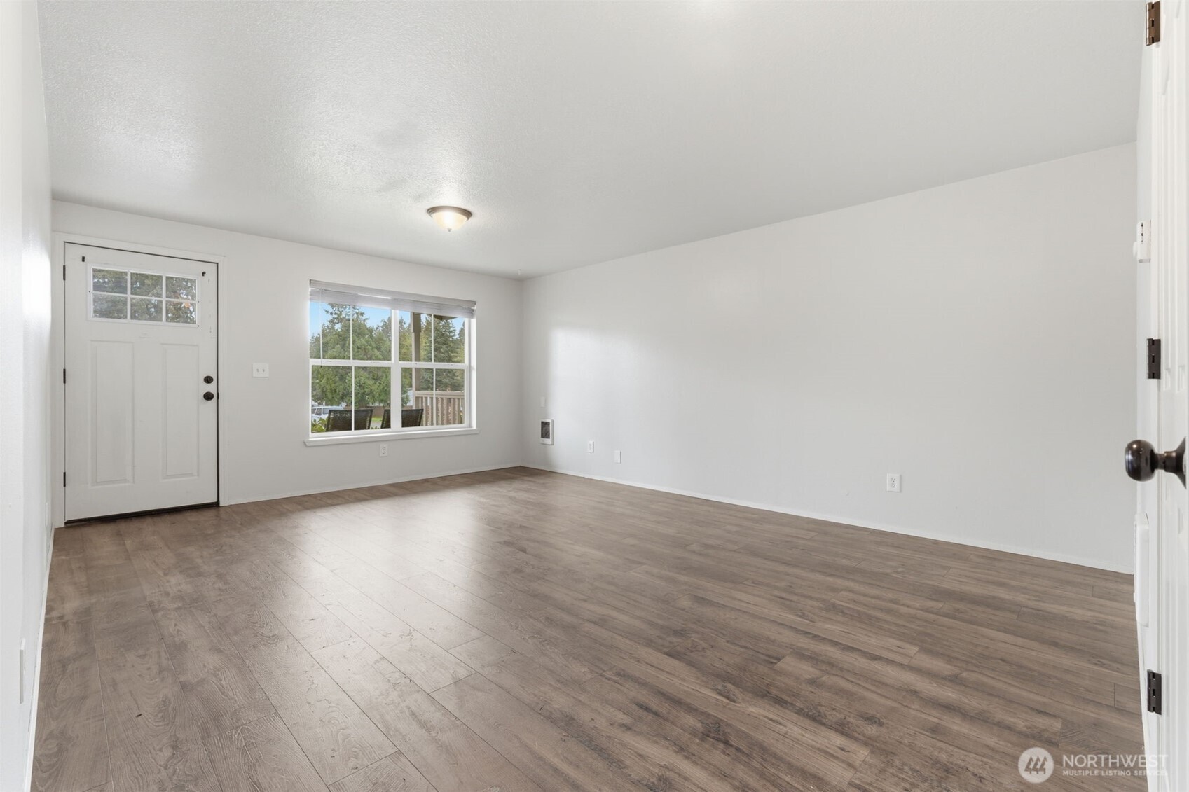 326 Cedar Court Winlock, WA 98596 - Photo 5 of 37