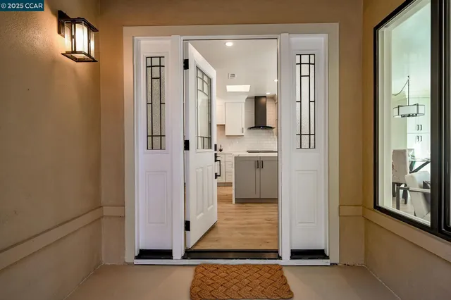 $729,000 | 1433 Oakmont Drive, Unit 4, Walnut Creek, CA 94595