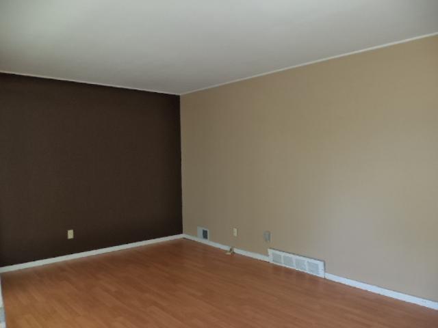 4904 Justin Road Columbus, OH 43227 - Photo 2 of 10 Gallery Image 2