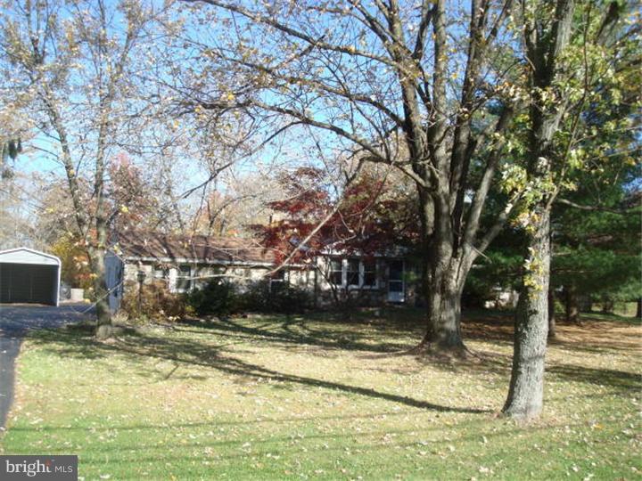 47 Elroy Road Souderton, PA 18964 - Photo 2 of 9 Gallery Image 2
