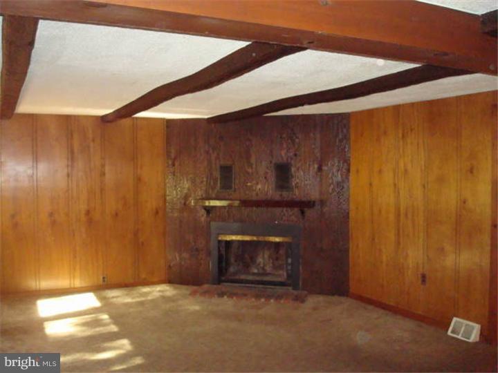 47 Elroy Road Souderton, PA 18964 - Photo 5 of 9 Gallery Image 5