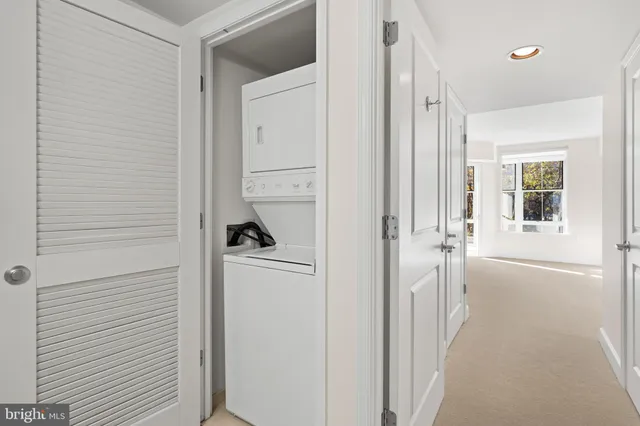 $500,000 | 11800 Sunset Hills Road, Unit 611, Reston, VA 20190