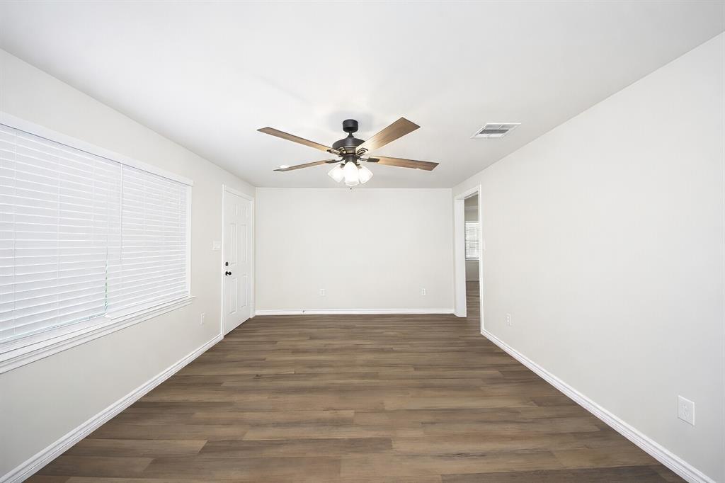 1119 Salt Creek Road Springtown, TX 76082 - Photo 8 of 27 Gallery Image 8