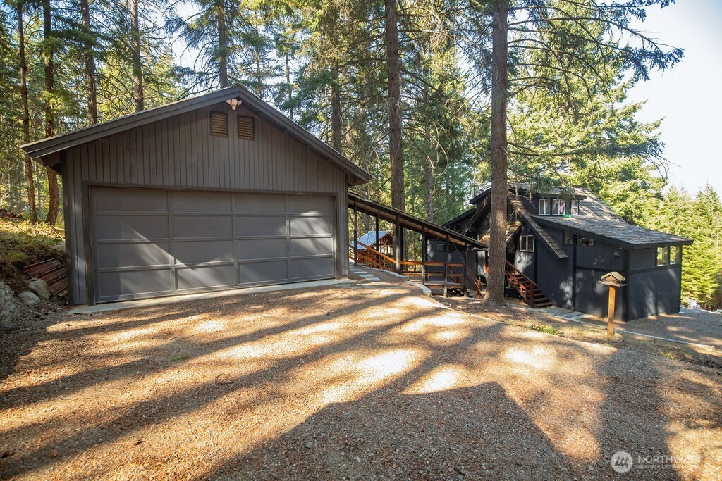 891 Rodeo Road Cle Elum, WA 98922 - Photo 2 of 38