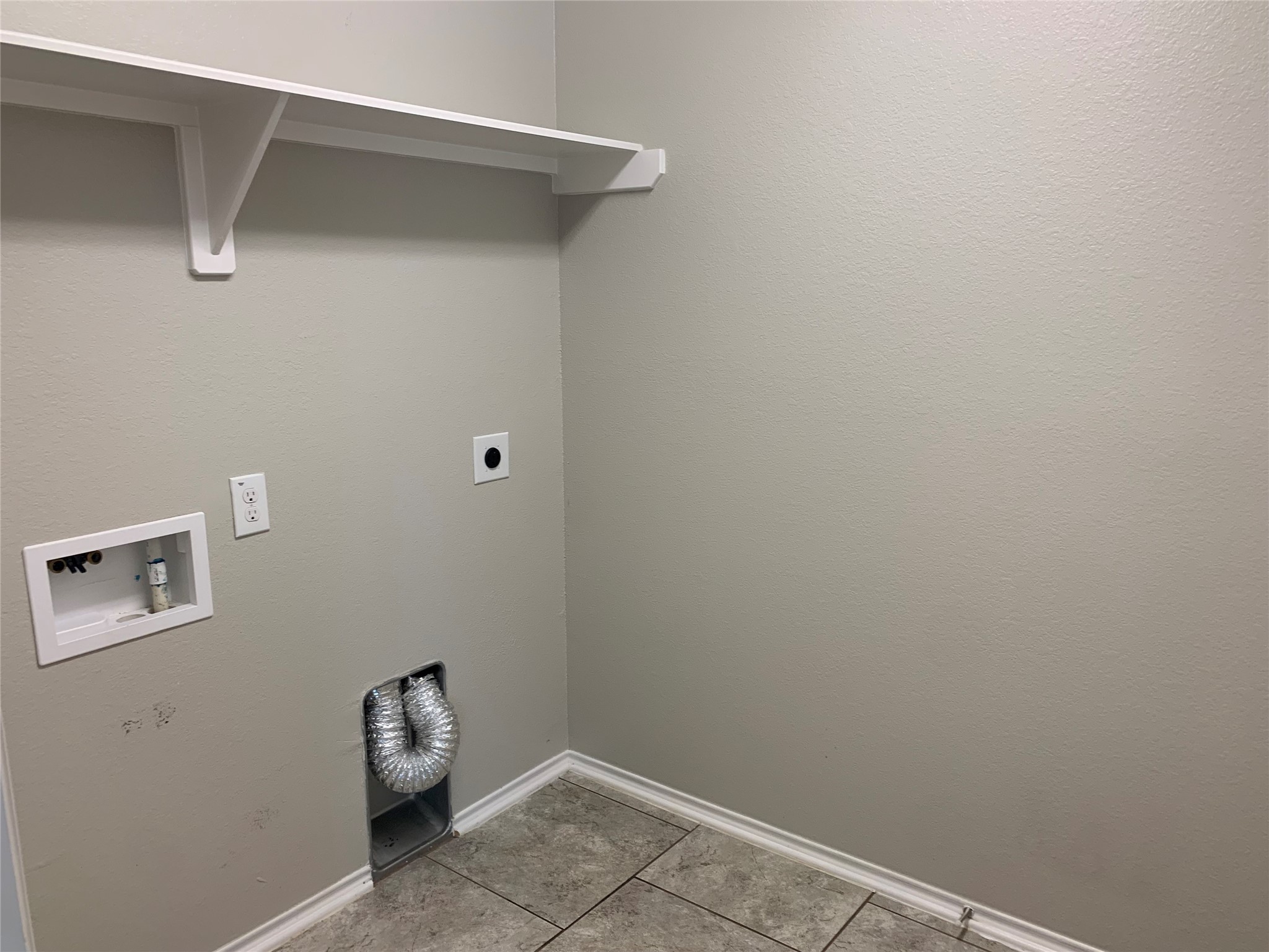 1929 Briar Grove Drive Conroe, TX 77301 - Photo 7 of 17 a view of a room with wooden floor