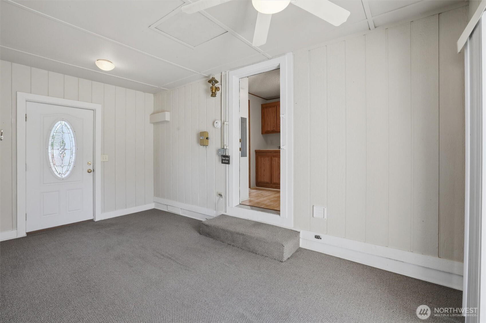 24324 S Park Bothell, WA 98021 - Photo 3 of 40