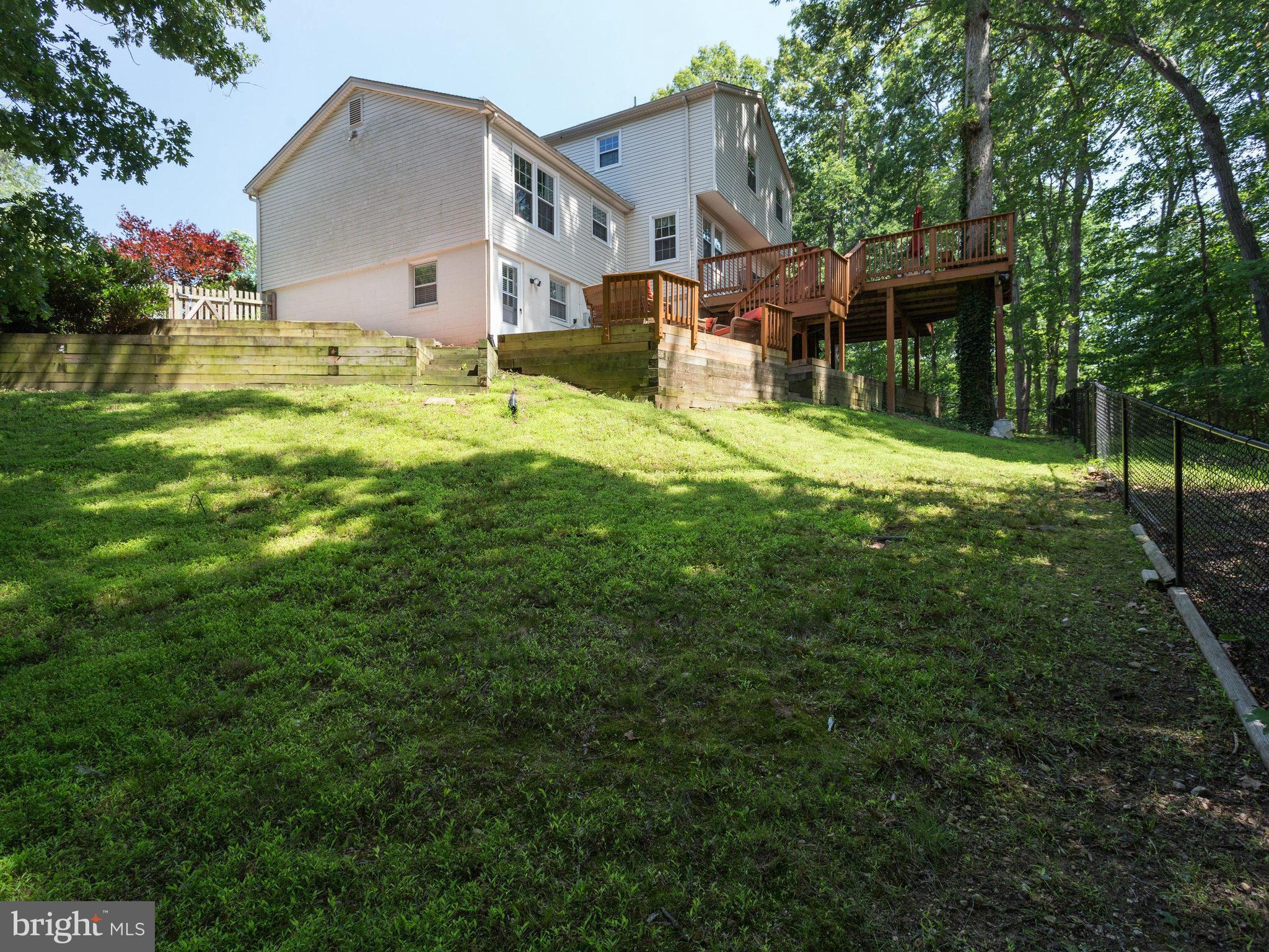 8110 Kings Point Court Springfield, VA 22153 - Photo 26 of 26 Exterior (Rear)
