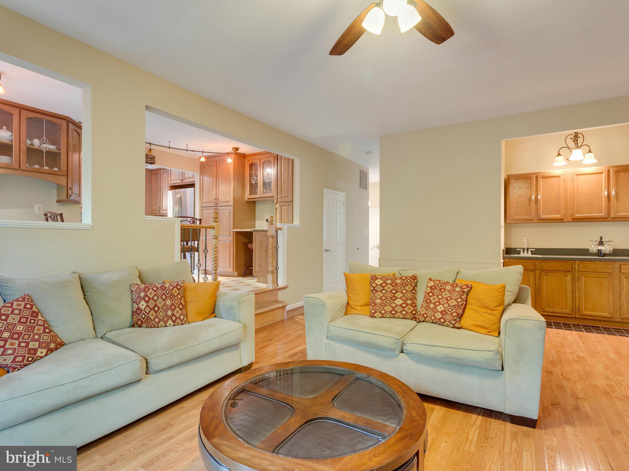 8110 Kings Point Court Springfield, VA 22153 - Photo 9 of 26 Family Room