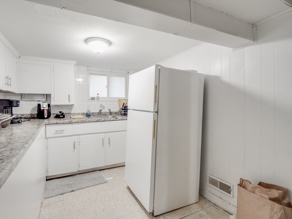 6 Parkview Road Everett, MA 02149 - Photo 30 of 42