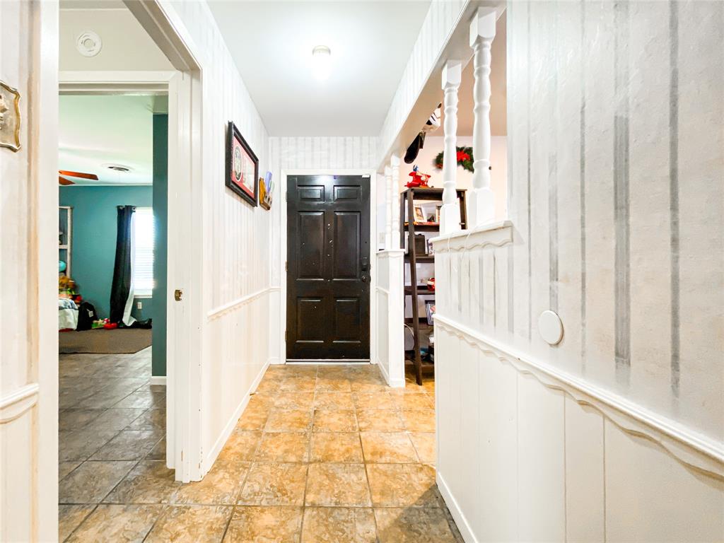 4301 Caprock Road Abilene, TX 79606 - Photo 4 of 29