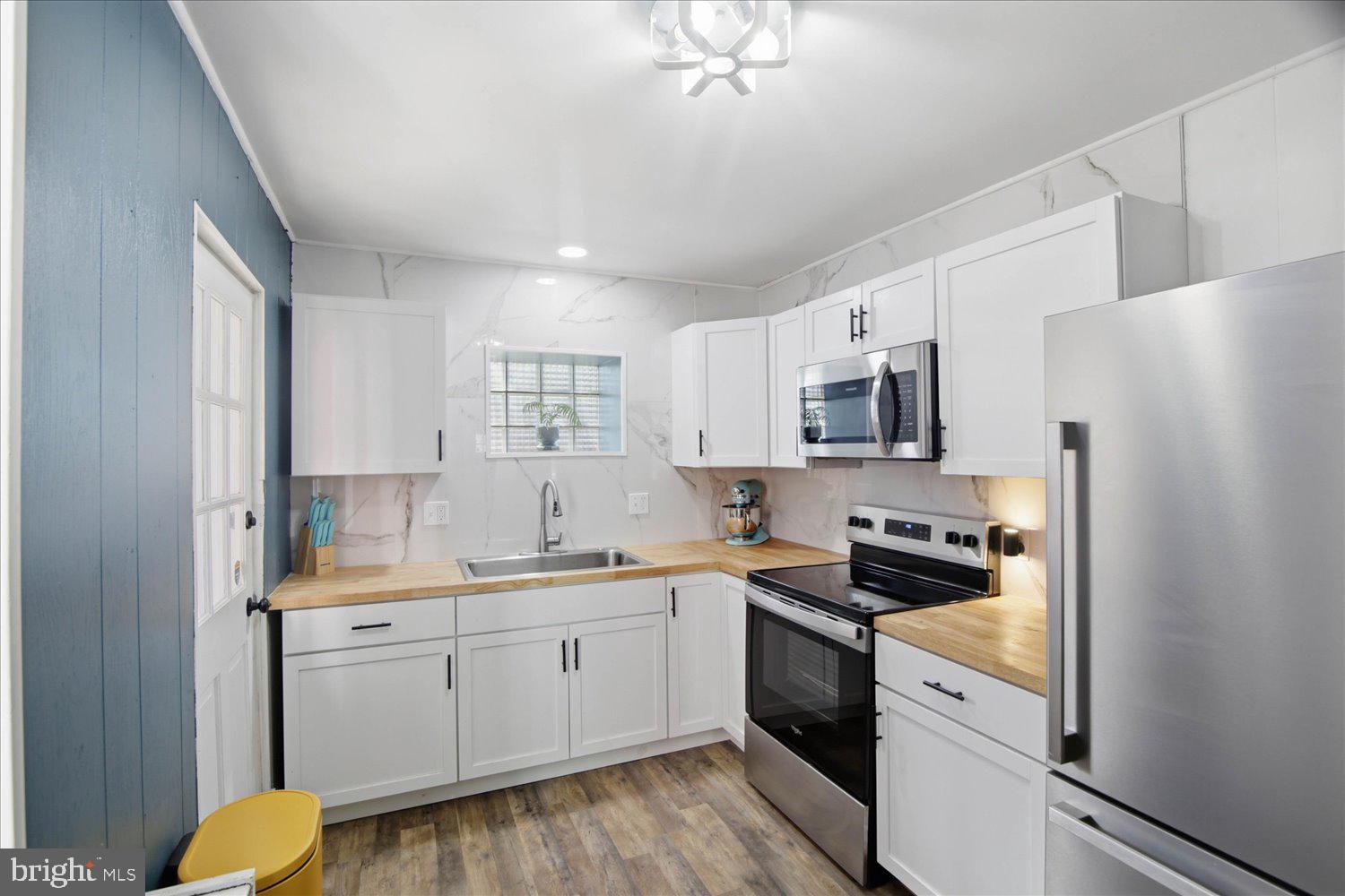134 Laurel Street Lancaster, PA 17603 - Photo 8 of 17