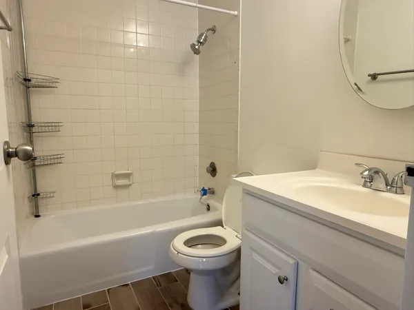 $1,750 | 425 Walnut Creek Road, Unit 1608, Lisle, IL 60532