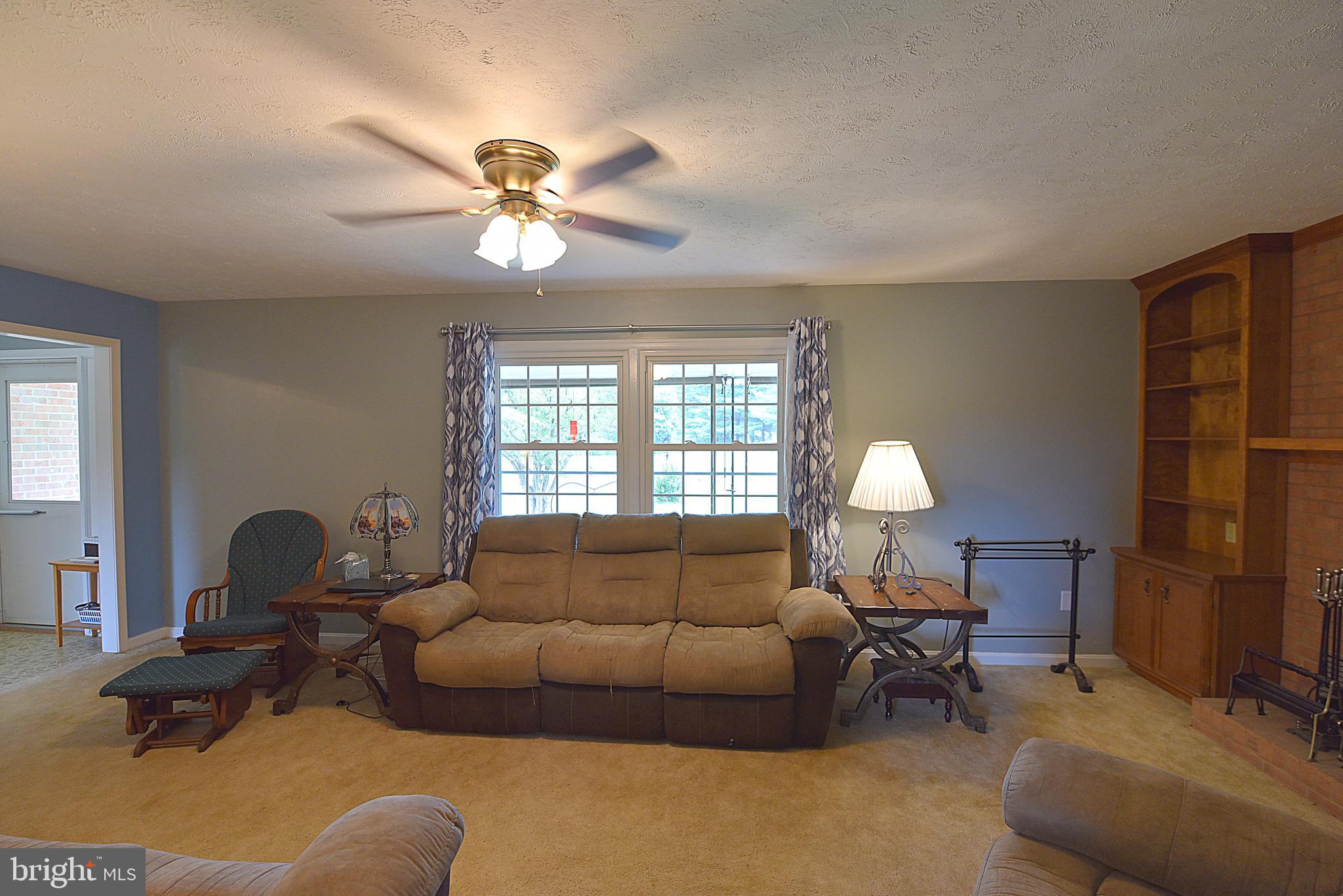 243 Grove Farm Road Front Royal, VA 22630 - Photo 14 of 70 Family Room
