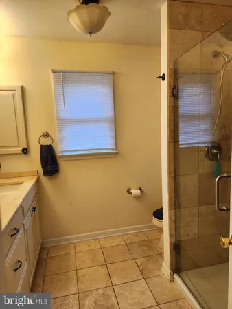 $4,000 | 5 Harlech Drive, Wilmington, DE 19807