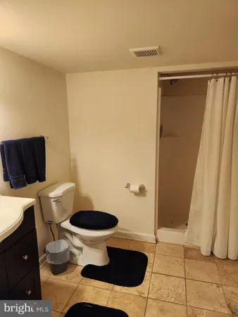 $4,000 | 5 Harlech Drive, Wilmington, DE 19807