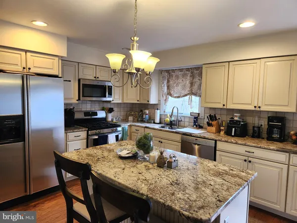 $4,000 | 5 Harlech Drive, Wilmington, DE 19807