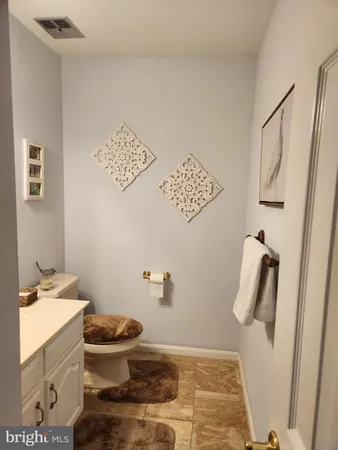 $4,000 | 5 Harlech Drive, Wilmington, DE 19807