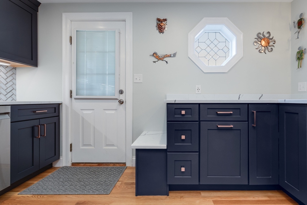 63 Elinor Road Weymouth, MA 02190 - Photo 6 of 33 Gallery Image 6