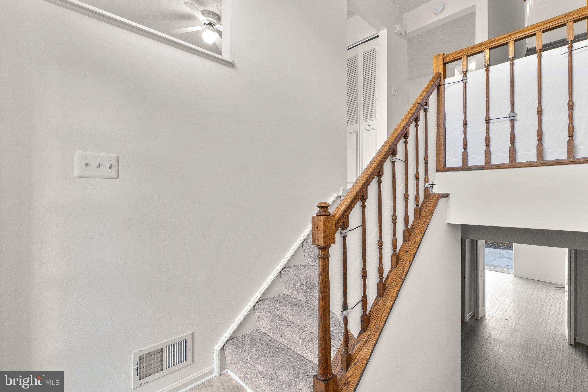 11321 Baroque Road Silver Spring, MD 20901 - Photo 4 of 33 Gallery Image 4