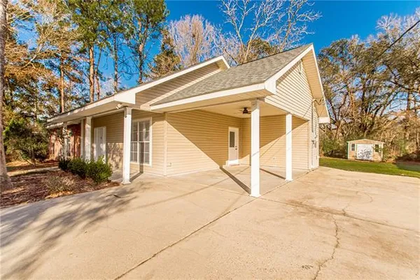 $1,800 | 40052 Browns Oak Lane, Ponchatoula, LA 70454