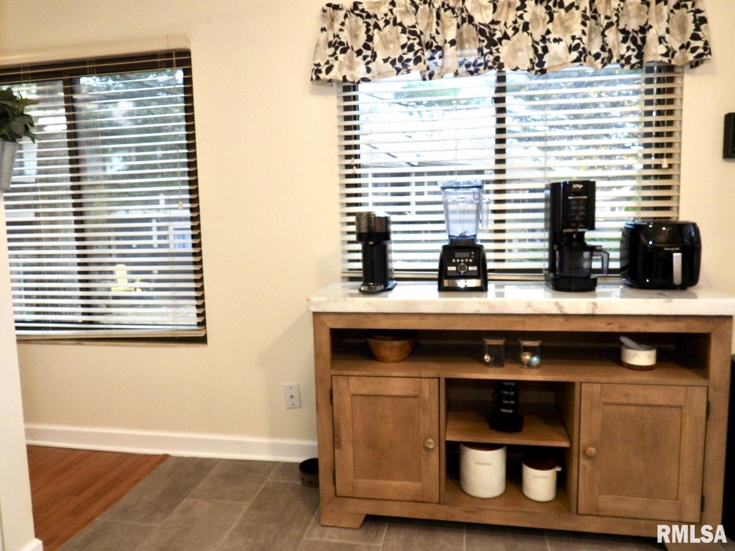 17 Juniper Lane Springfield, IL 62704 - Photo 15 of 29