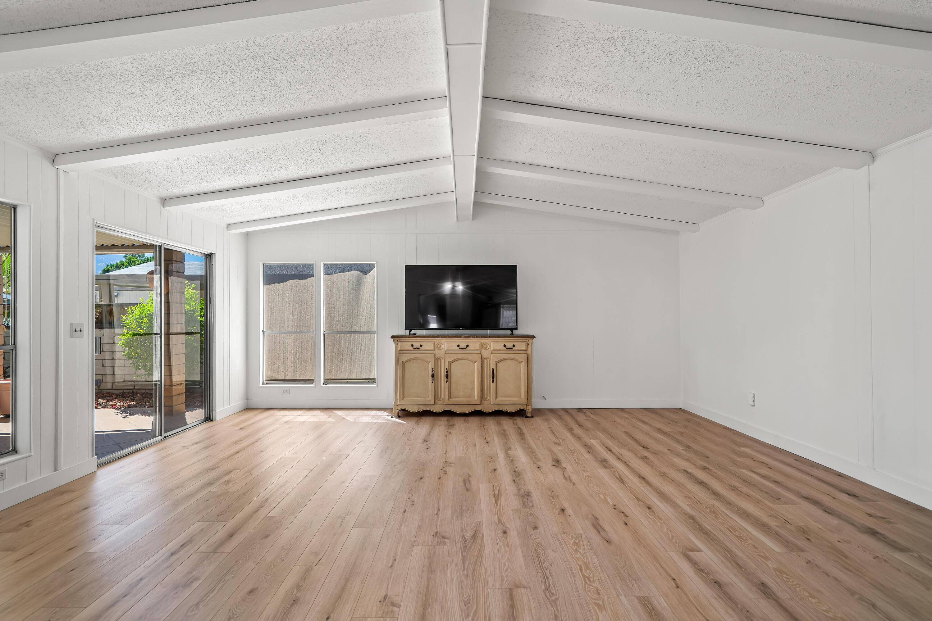 44 International Boulevard Rancho Mirage, CA 92270 - Photo 11 of 42 IMG-10