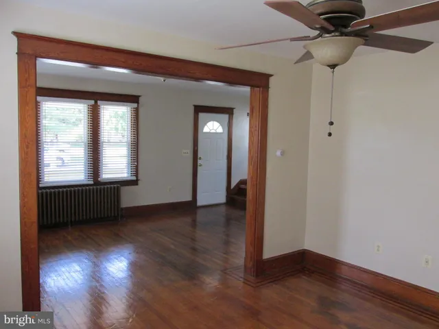 $2,300 | 5635 Oregon Avenue, Halethorpe, MD 21227