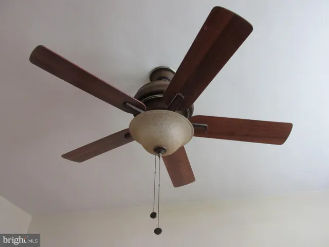 $2,300 | 5635 Oregon Avenue, Halethorpe, MD 21227