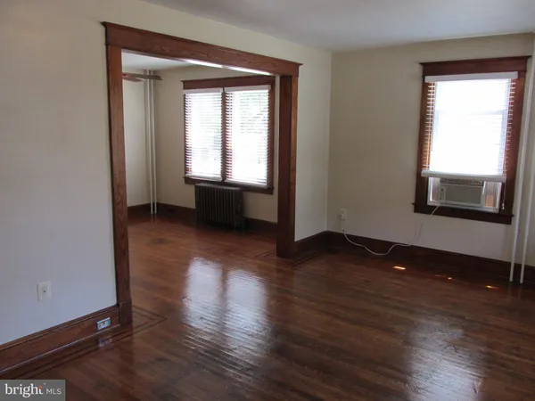 $2,100 | 5635 Oregon Avenue, Halethorpe, MD 21227