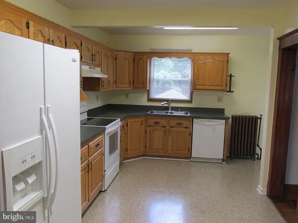 $2,100 | 5635 Oregon Avenue, Halethorpe, MD 21227