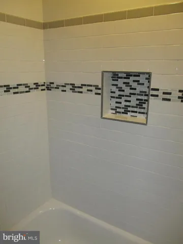 $2,300 | 5635 Oregon Avenue, Halethorpe, MD 21227