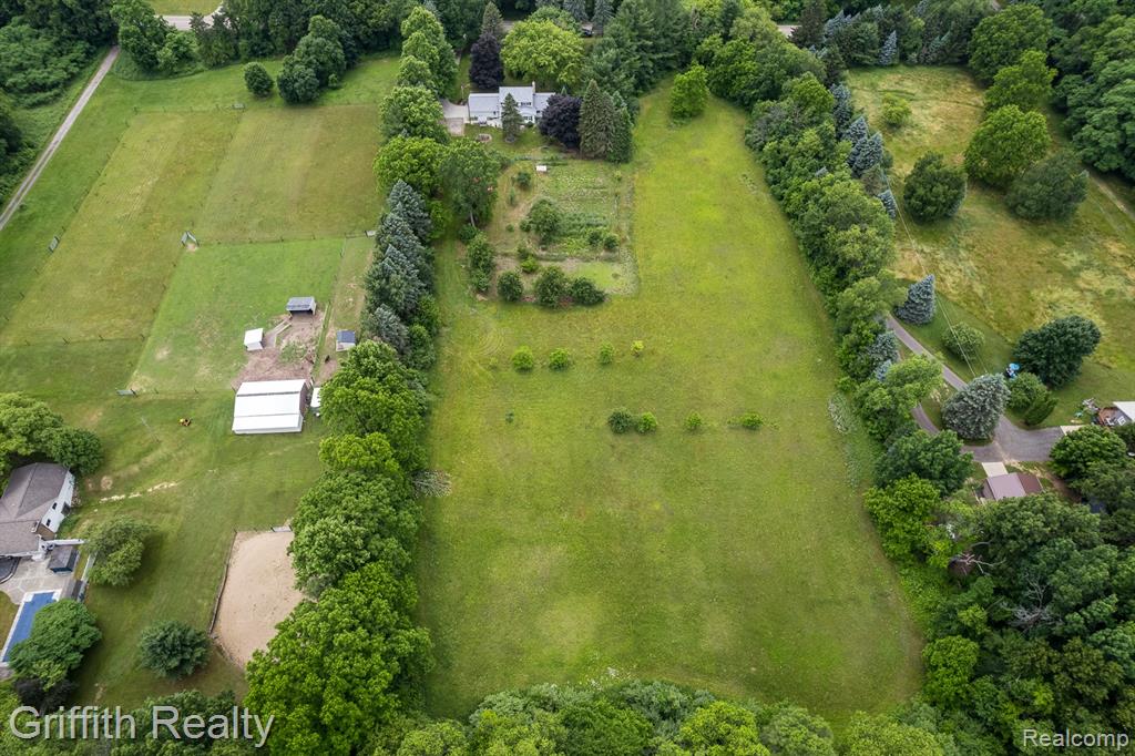 6120 Denton Hill Road Fenton, MI 48430 - Photo 46 of 59 Gallery Image 46