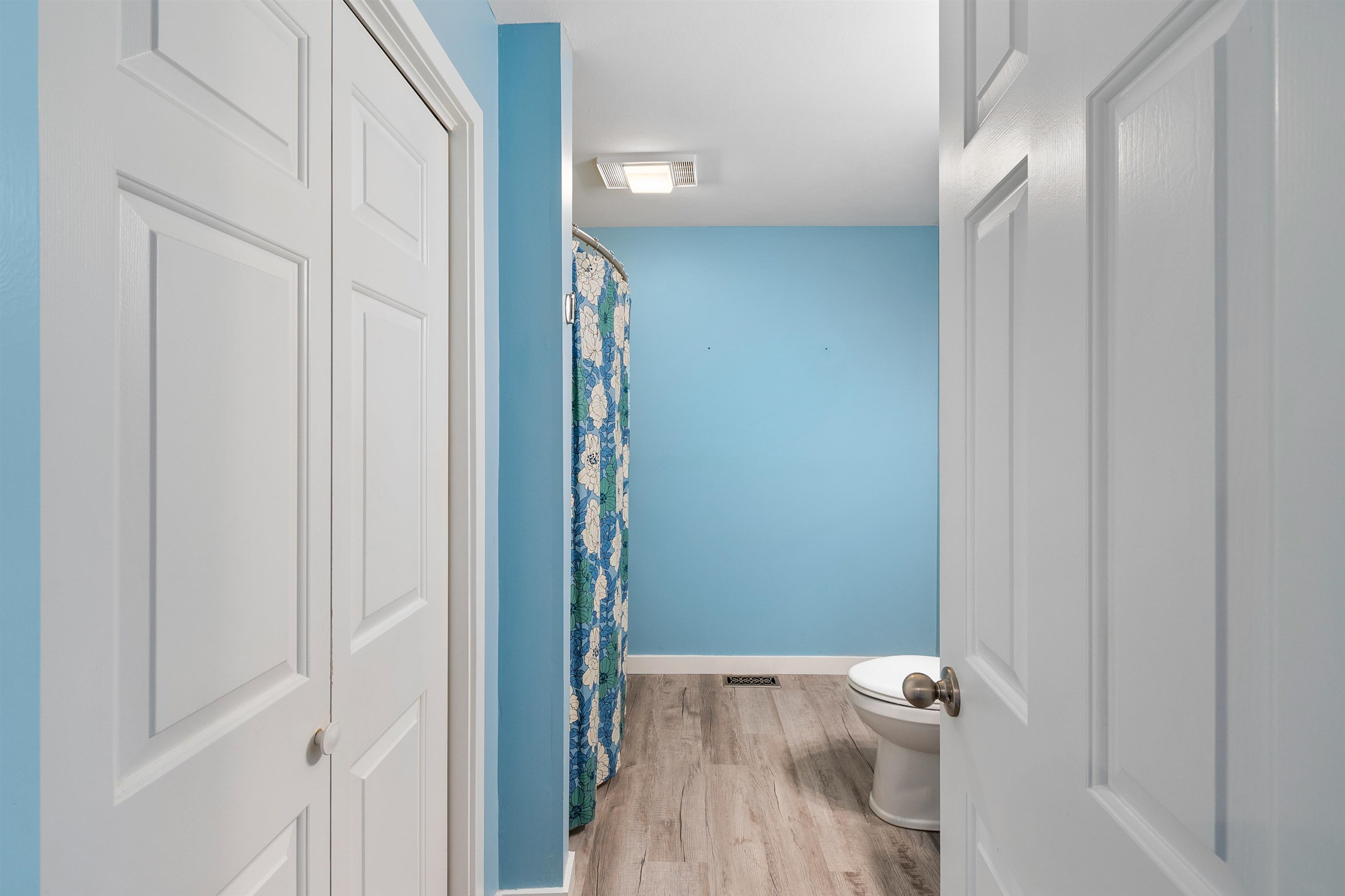 16 Thornhill Road Stratham, NH 03885 - Photo 12 of 39