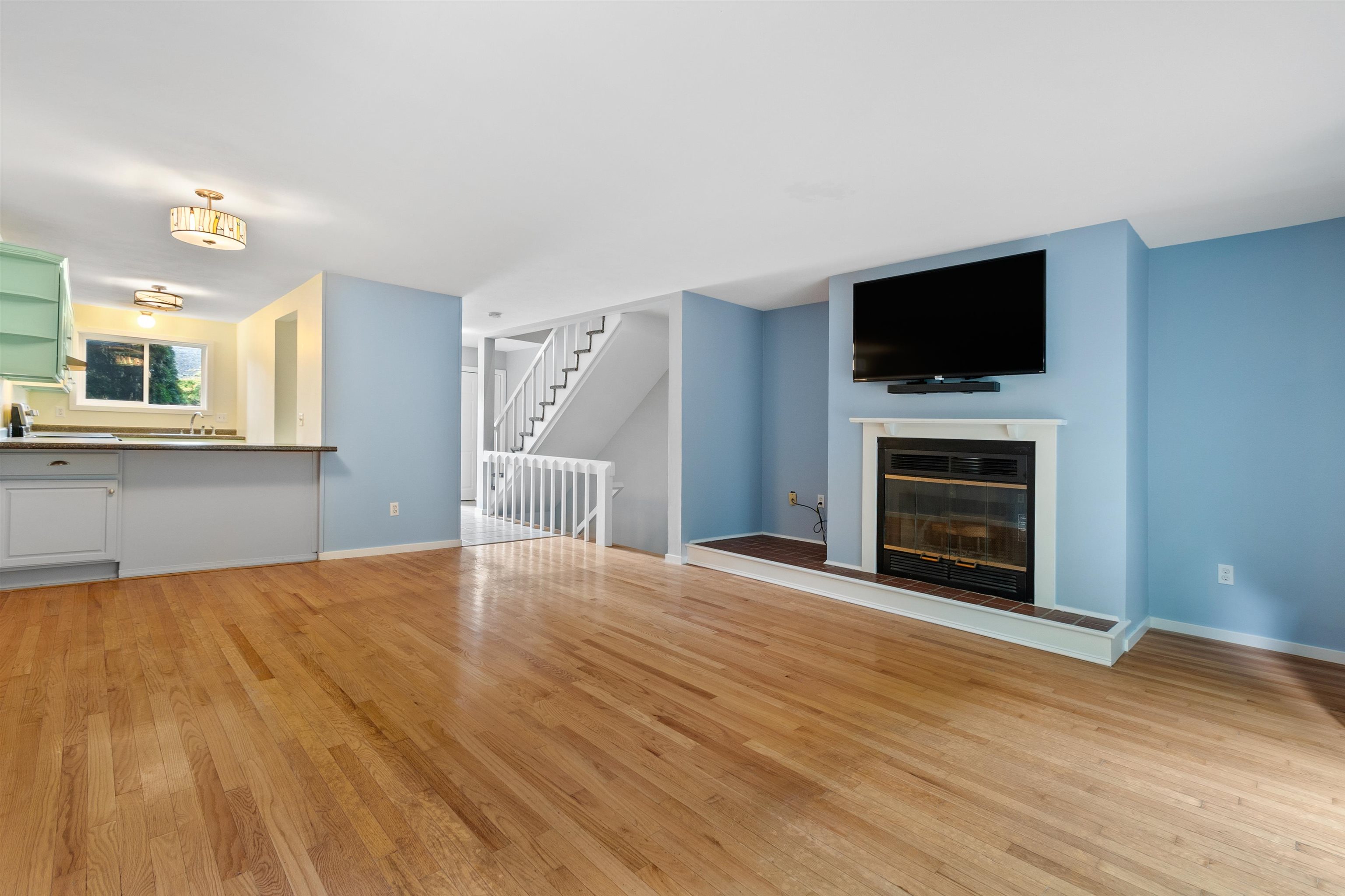 16 Thornhill Road Stratham, NH 03885 - Photo 38 of 39