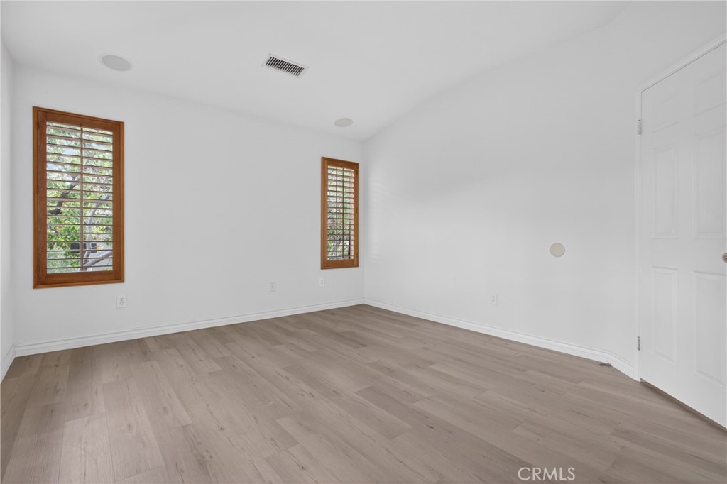 1908 Blazewood Street Simi Valley, CA 93063 - Photo 24 of 42