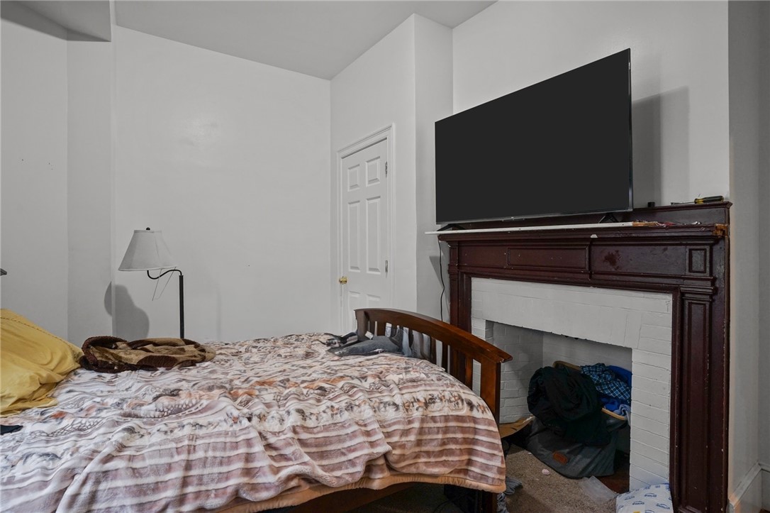 8 Atlantic Avenue Providence, RI 02907 - Photo 13 of 41