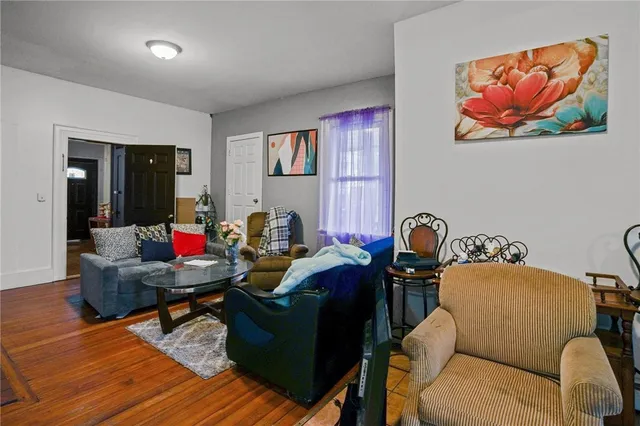 $599,000 | 8 Atlantic Avenue, Providence, RI 02907