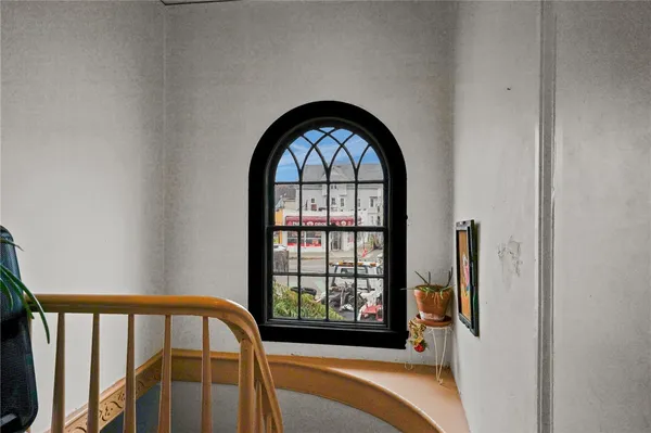 $599,000 | 8 Atlantic Avenue, Providence, RI 02907