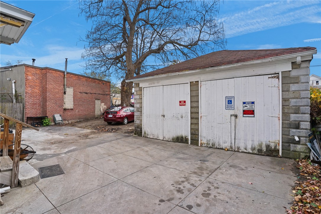 8 Atlantic Avenue Providence, RI 02907 - Photo 39 of 41