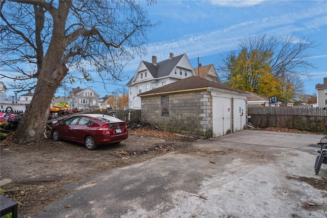 8 Atlantic Avenue Providence, RI 02907 - Photo 40 of 41