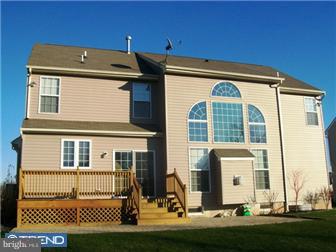 115 Riverside Lane East Fallowfield, PA 19320 - Photo 3 of 12 Exterior Back