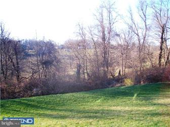 115 Riverside Lane East Fallowfield, PA 19320 - Photo 4 of 12 View