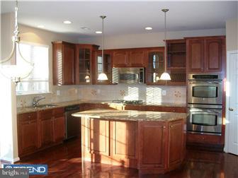 115 Riverside Lane East Fallowfield, PA 19320 - Photo 5 of 12 Kitchen