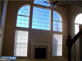 115 Riverside Lane East Fallowfield, PA 19320 - Photo 6 of 12 Great Room