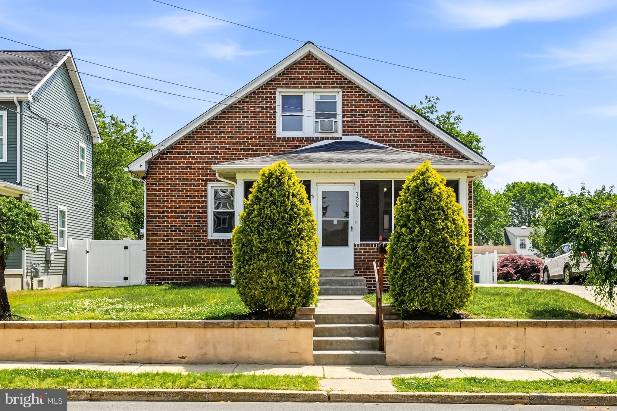126 Tomlin Road Gibbstown, NJ 08027 - Photo 4 of 51