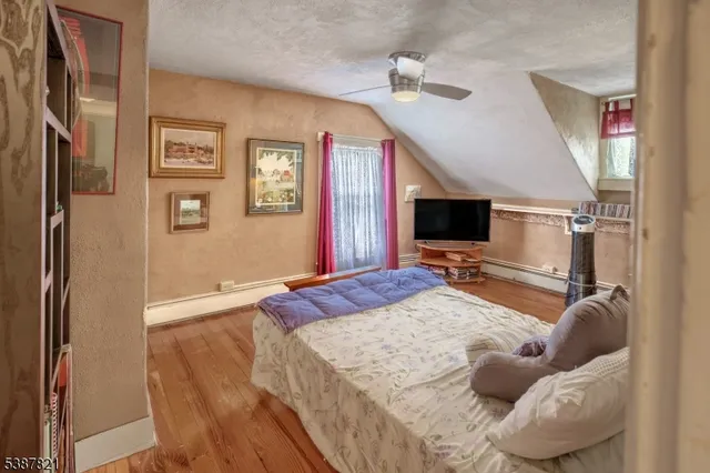 $425,000 | 31 Fox Farm Road, Phillipsburg, NJ 08865